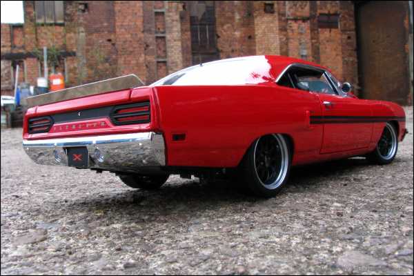1:18 GMP 1970 PLYMOUTH ROAD RUNNER GTX STREET FIGHTER X G1803115 - NEW with GMP OVP - Diecast & Excellent condition